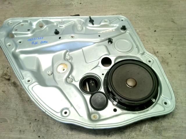bontott VW BORA Bal hátsó Ablakemelő Szerkezet (Elektromos)
