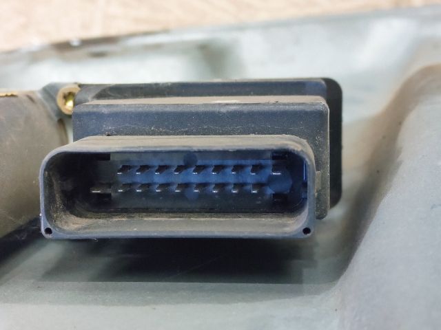 bontott VW BORA Bal hátsó Ablakemelő Szerkezet (Elektromos)