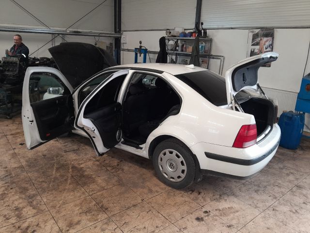 bontott VW BORA Bal hátsó Ablakemelő Szerkezet (Mechanikus)