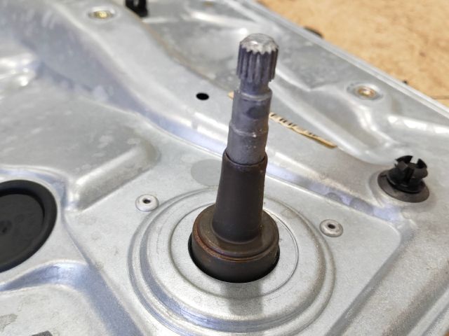 bontott VW BORA Bal hátsó Ablakemelő Szerkezet (Mechanikus)