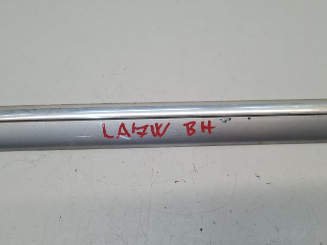 bontott VW BORA Bal hátsó Ajtó Díszléc