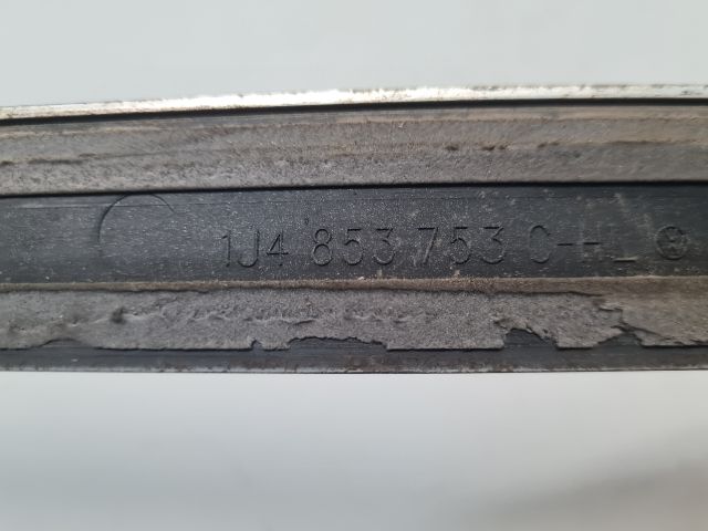 bontott VW BORA Bal hátsó Ajtó Díszléc