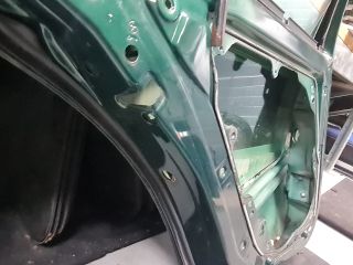 bontott VW BORA Bal hátsó Ajtó (Részeivel)