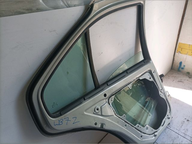 bontott VW BORA Bal hátsó Ajtó (Üres lemez)