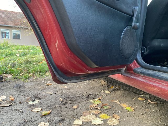 bontott VW BORA Bal hátsó Ajtó (Üres lemez)