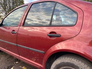 bontott VW BORA Bal hátsó Ajtó (Üres lemez)