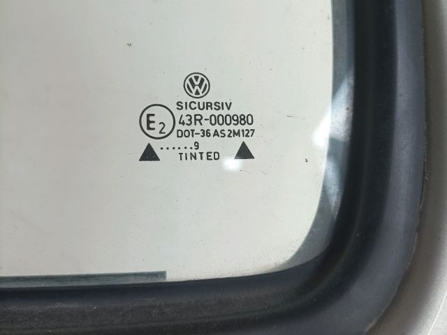 bontott VW BORA Bal hátsó Ajtó (Üres lemez)