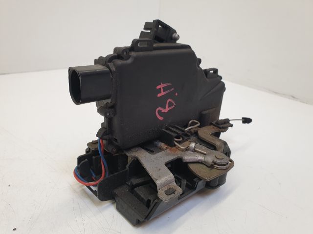 bontott VW BORA Bal hátsó Ajtózár