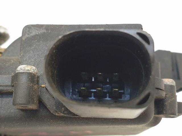 bontott VW BORA Bal hátsó Ajtózár