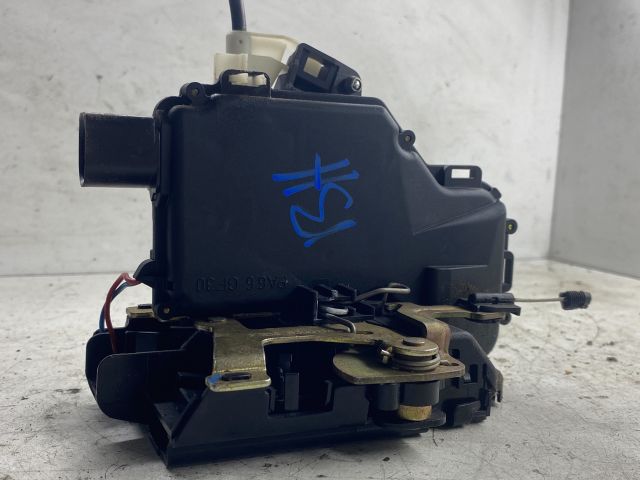 bontott VW BORA Bal hátsó Ajtózár