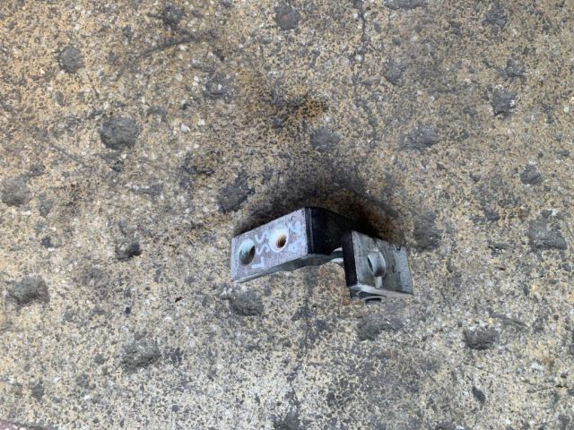 bontott VW BORA Bal hátsó Felső Zsanér