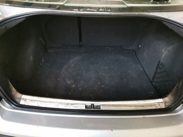 bontott VW BORA Bal hátsó Kapaszkodó (Felső)