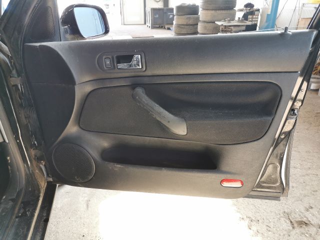 bontott VW BORA Bal hátsó Kapaszkodó (Felső)