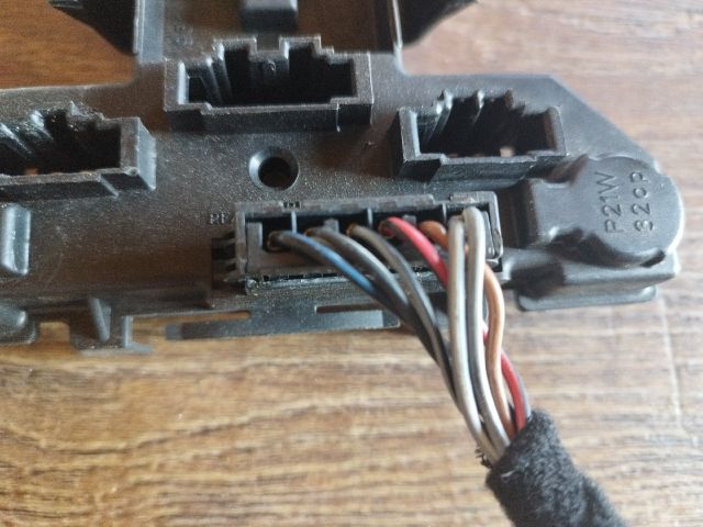 bontott VW BORA Bal Hátsó Lámpa Foglalat