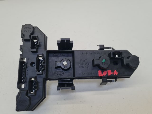 bontott VW BORA Bal Hátsó Lámpa Foglalat