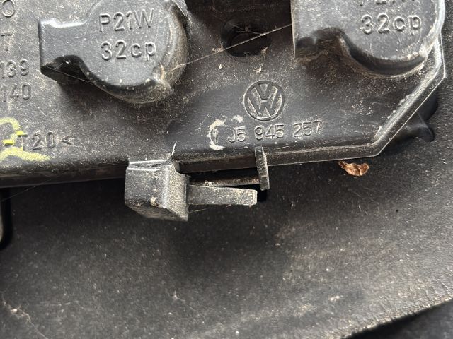 bontott VW BORA Bal Hátsó Lámpa