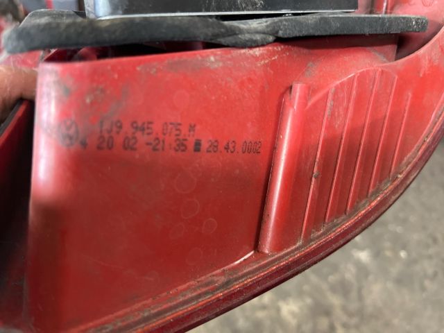 bontott VW BORA Bal Hátsó Lámpa