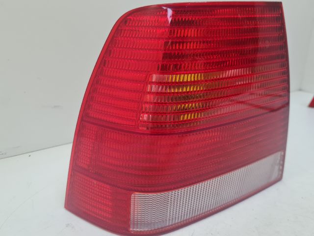 bontott VW BORA Bal Hátsó Lámpa