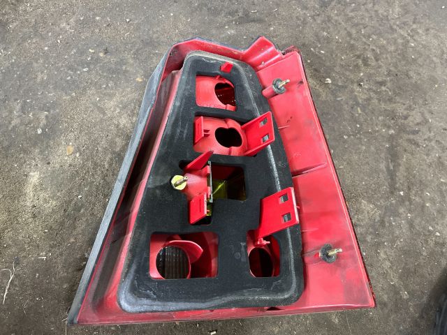 bontott VW BORA Bal Hátsó Lámpa