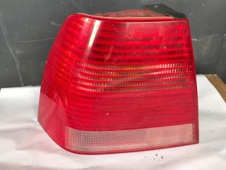 bontott VW BORA Bal Hátsó Lámpa