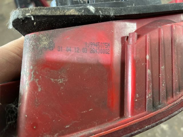 bontott VW BORA Bal Hátsó Lámpa