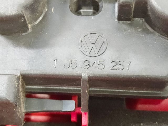 bontott VW BORA Bal Hátsó Lámpa