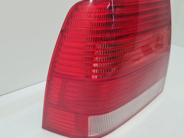 bontott VW BORA Bal Hátsó Lámpa