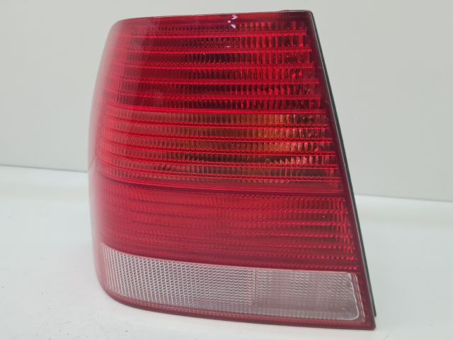 bontott VW BORA Bal Hátsó Lámpa