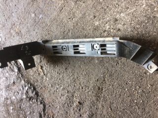 bontott VW BORA Bal hátsó Lökhárító Tartó (Műanyag)