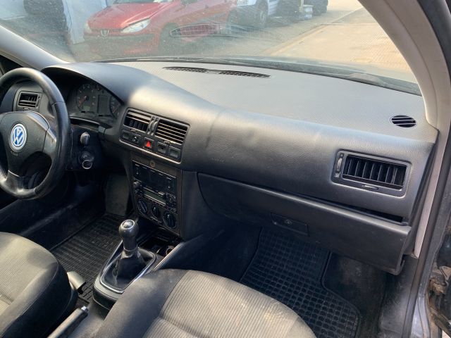 bontott VW BORA Bal Napellenző