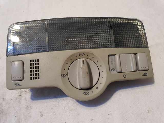 bontott VW BORA Beltér Világítás Első