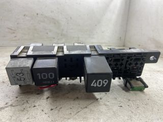 bontott VW BORA Biztosítéktábla Doboz