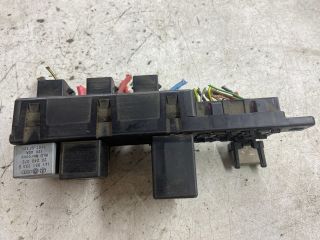 bontott VW BORA Biztosítéktábla Doboz