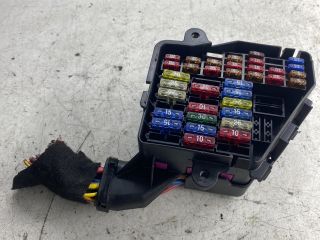 bontott VW BORA Biztosítéktábla Doboz