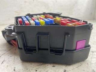 bontott VW BORA Biztosítéktábla Doboz