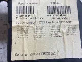 bontott VW BORA Biztosítéktábla Doboz