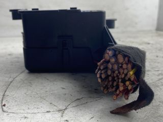 bontott VW BORA Biztosítéktábla Doboz