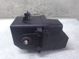 bontott VW BORA Biztosítéktábla Utastér