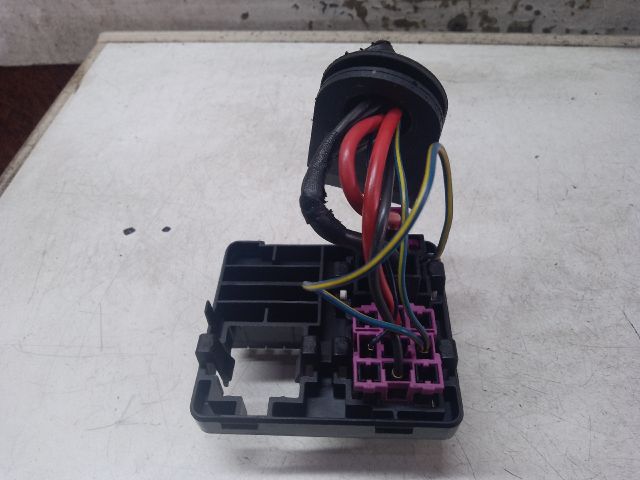 bontott VW BORA Biztosítéktábla Utastér