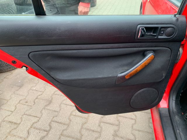 bontott VW BORA Biztosítéktábla Utastér