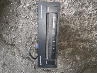 bontott VW BORA CD / DVD Tár