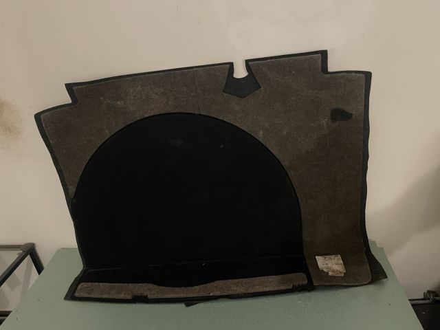 bontott VW BORA Csomagtér Kárpit