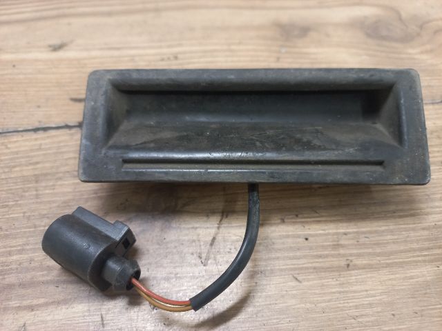 bontott VW BORA Csomagtér Nyitó Kar / Gomb