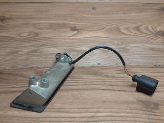 bontott VW BORA Csomagtér Nyitó Kar / Gomb