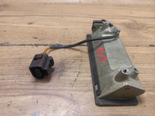 bontott VW BORA Csomagtér Nyitó Kar / Gomb