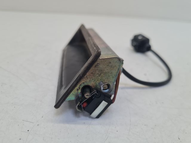 bontott VW BORA Csomagtérajtó Kilincs