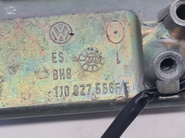 bontott VW BORA Csomagtérajtó Kilincs