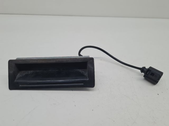 bontott VW BORA Csomagtérajtó Kilincs