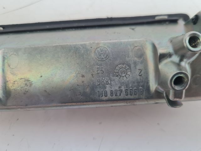 bontott VW BORA Csomagtérajtó Kilincs