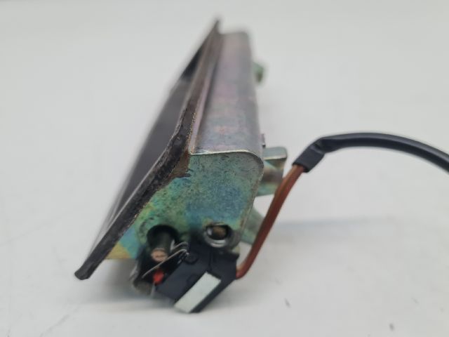 bontott VW BORA Csomagtérajtó Kilincs